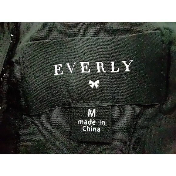 Everly Silvery Metallic Mini Strapless Mini Dress Medium - Picture 10 of 11